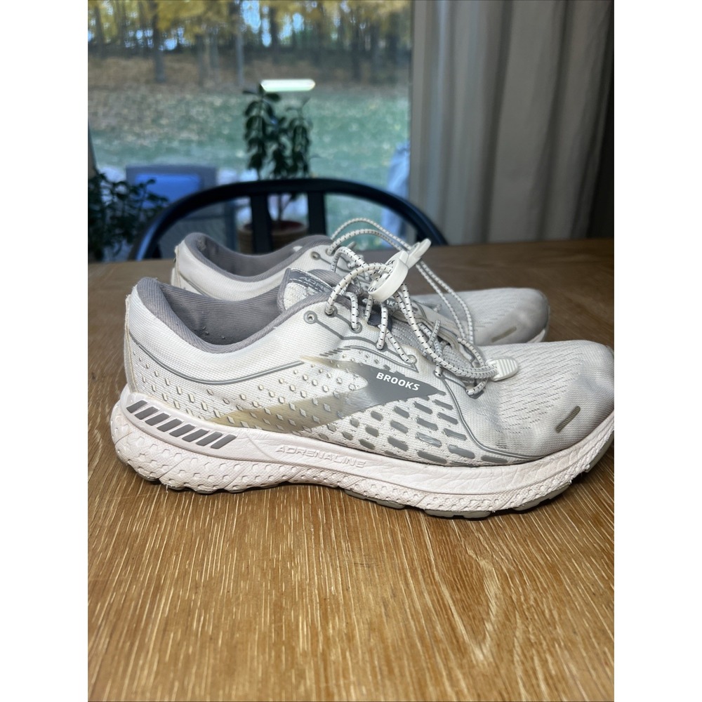Brooks Womens Adrenaline GTS 23 White Running Shoes Sneakers, Size 8